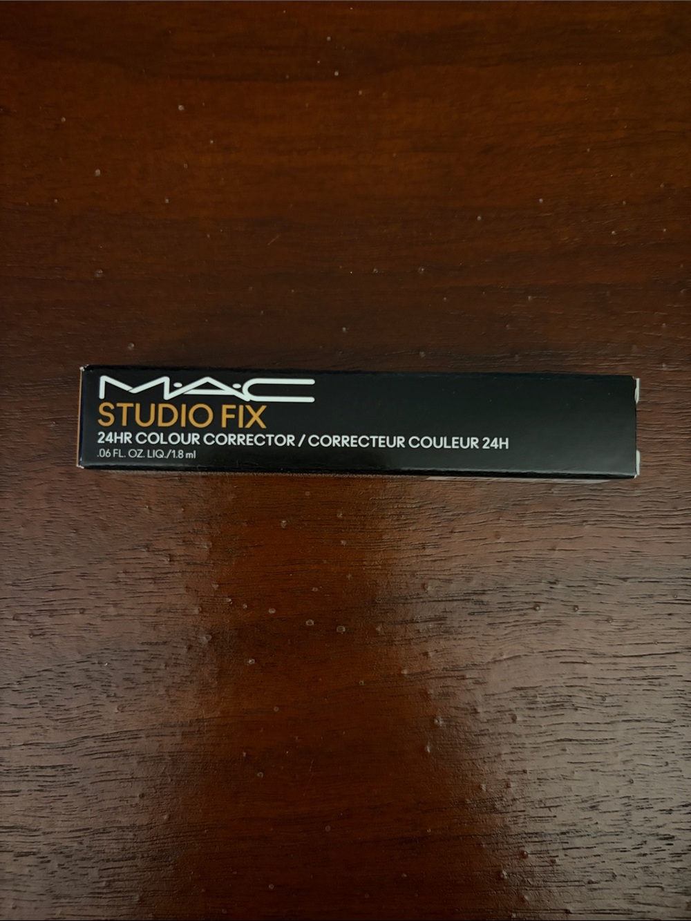 NEW MAC Cosmetics Studio Fix 24 hr colour corrector “Ochre”